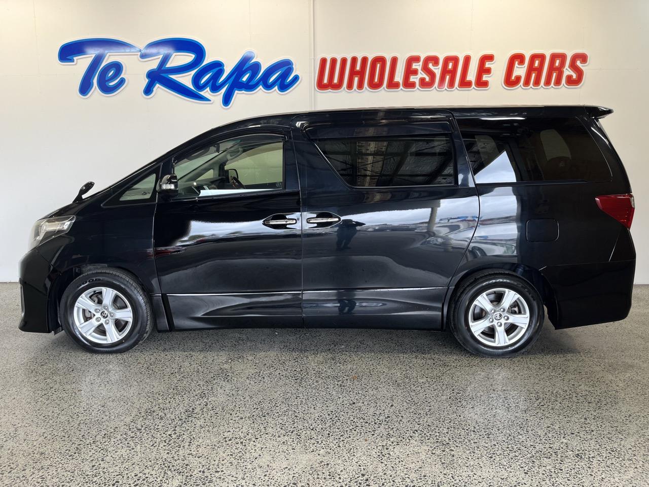 2013 Toyota Alphard