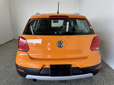 2011 Volkswagen CROSS-POLO - Thumbnail