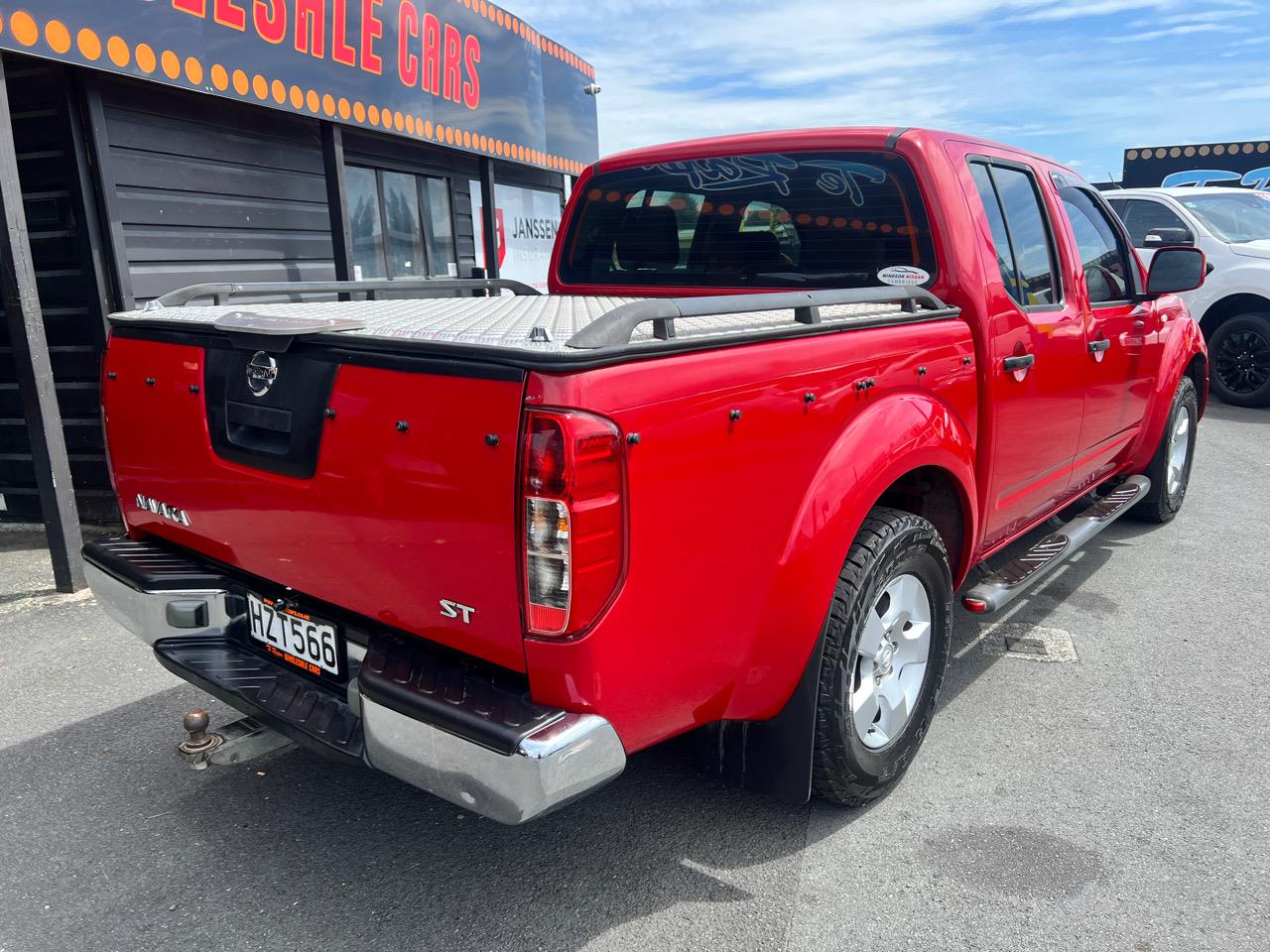 2015 Nissan NAVARA