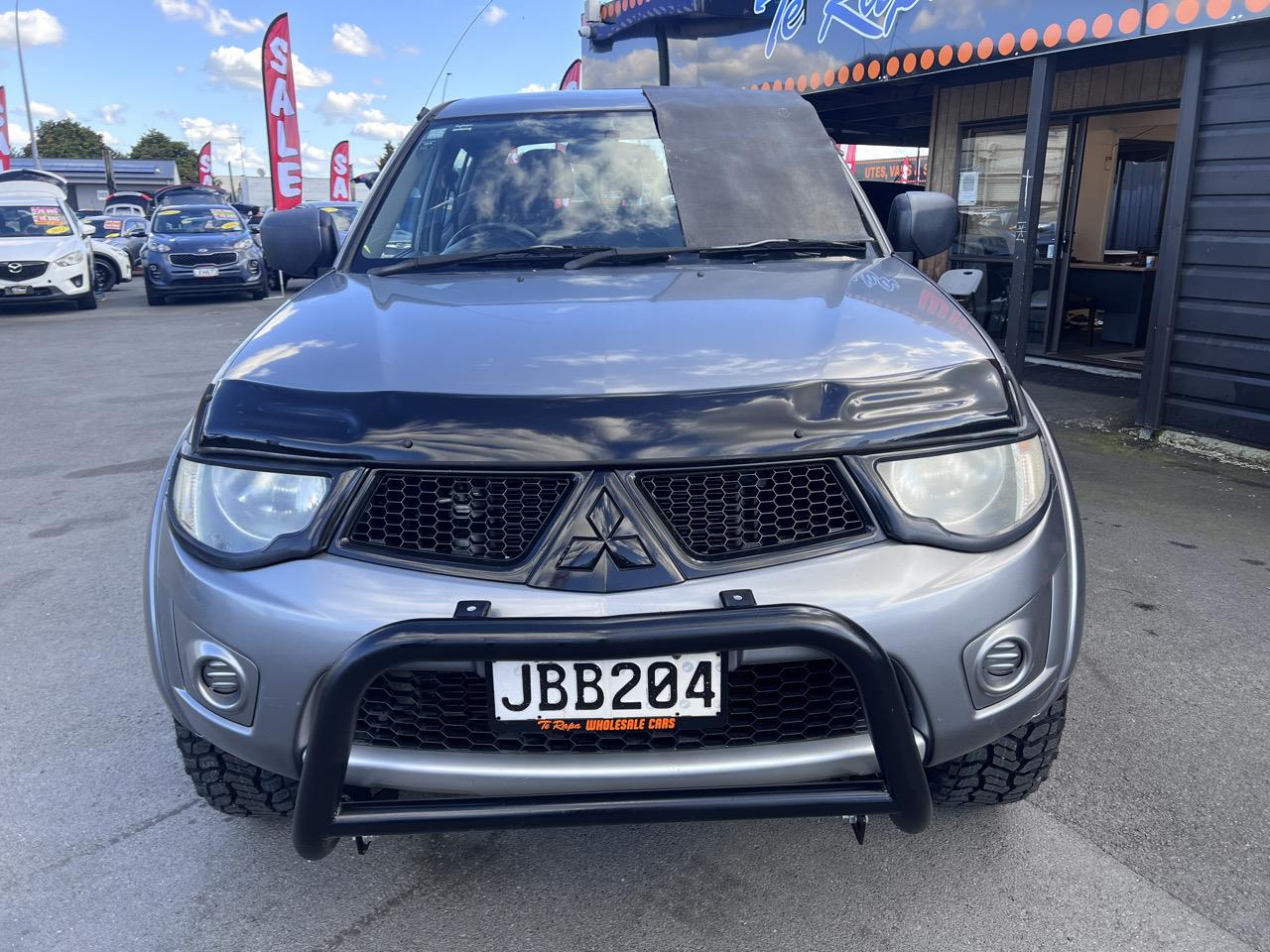 2015 Mitsubishi Triton