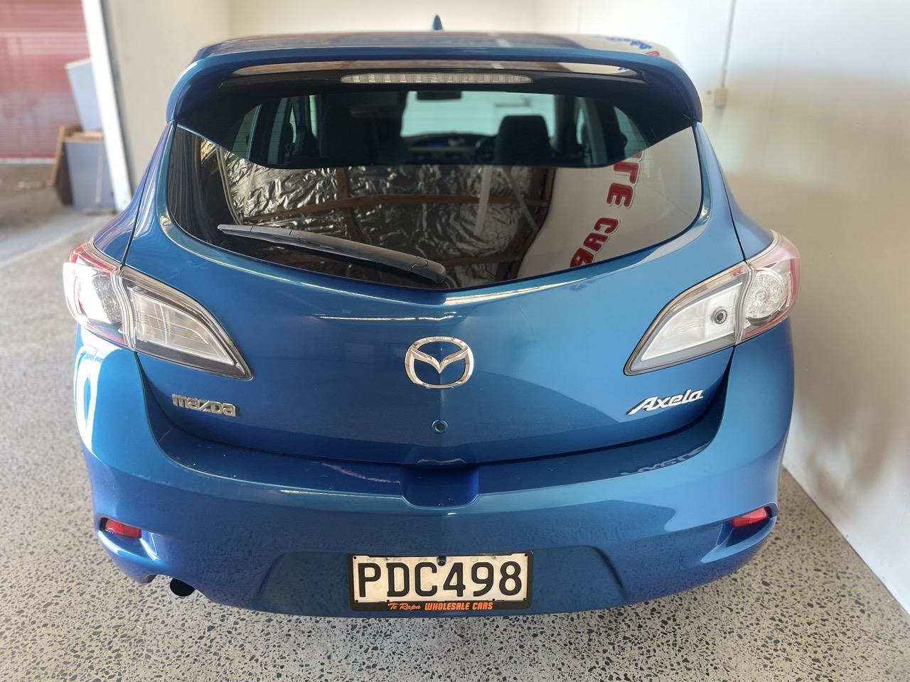 2013 Mazda AXELA