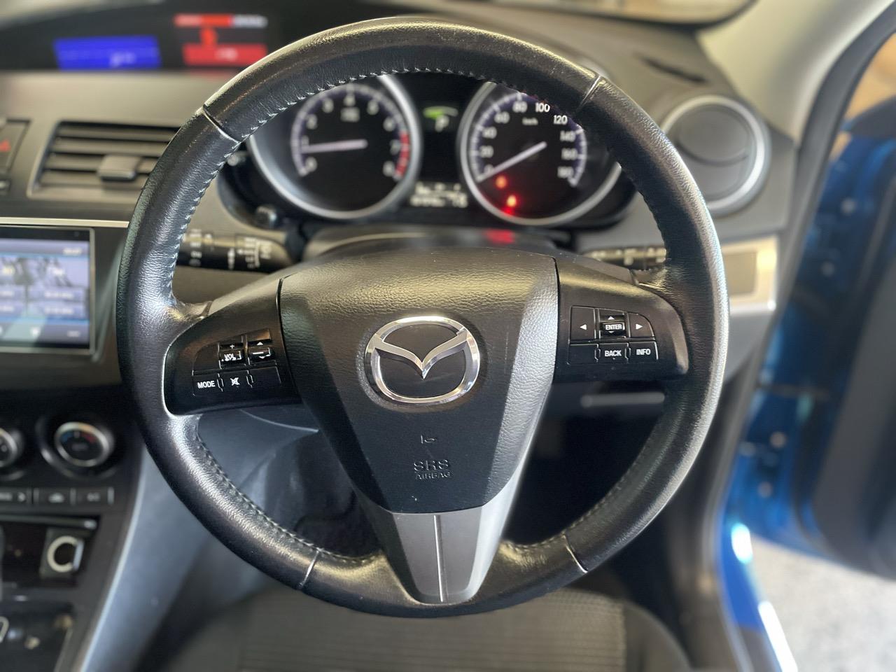 2013 Mazda AXELA