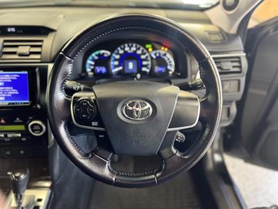 2014 Toyota Camry Hybrid - Thumbnail