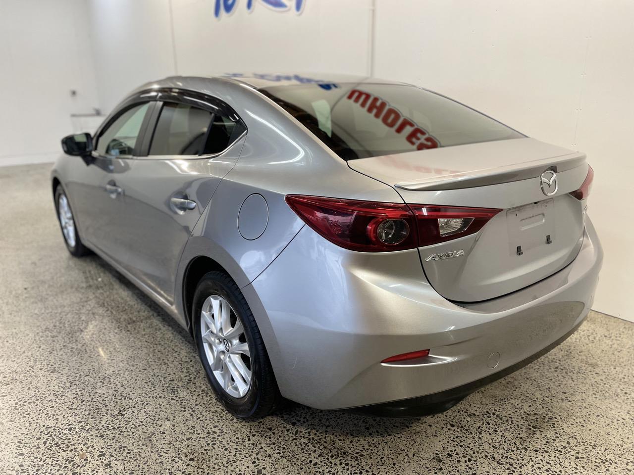 2013 Mazda AXELA