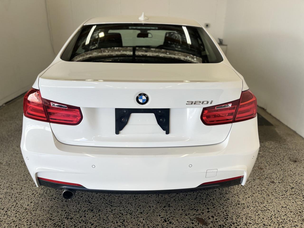 2015 BMW 320i