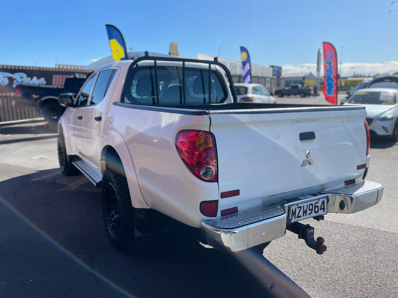 2013 Mitsubishi Triton