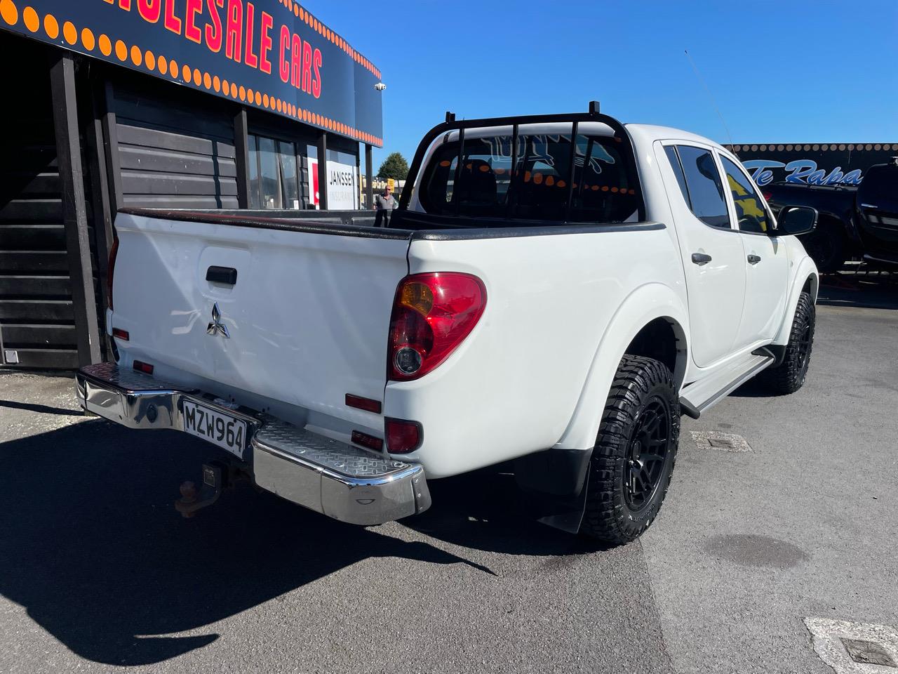 2013 Mitsubishi Triton