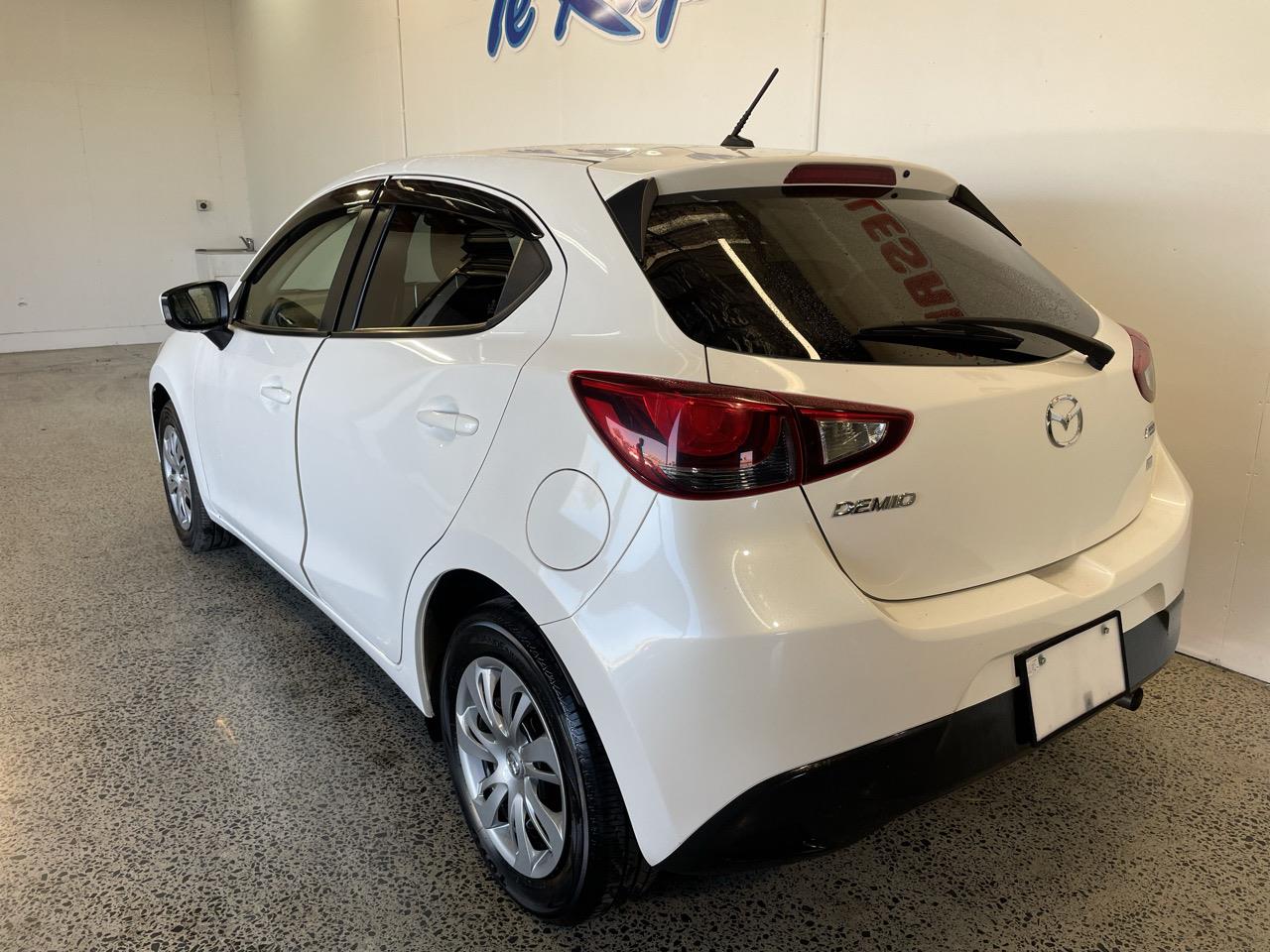 2016 Mazda Demio