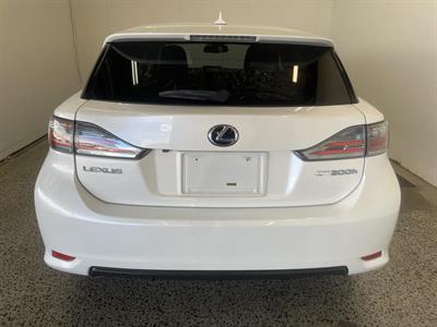 2011 Lexus CT - Thumbnail