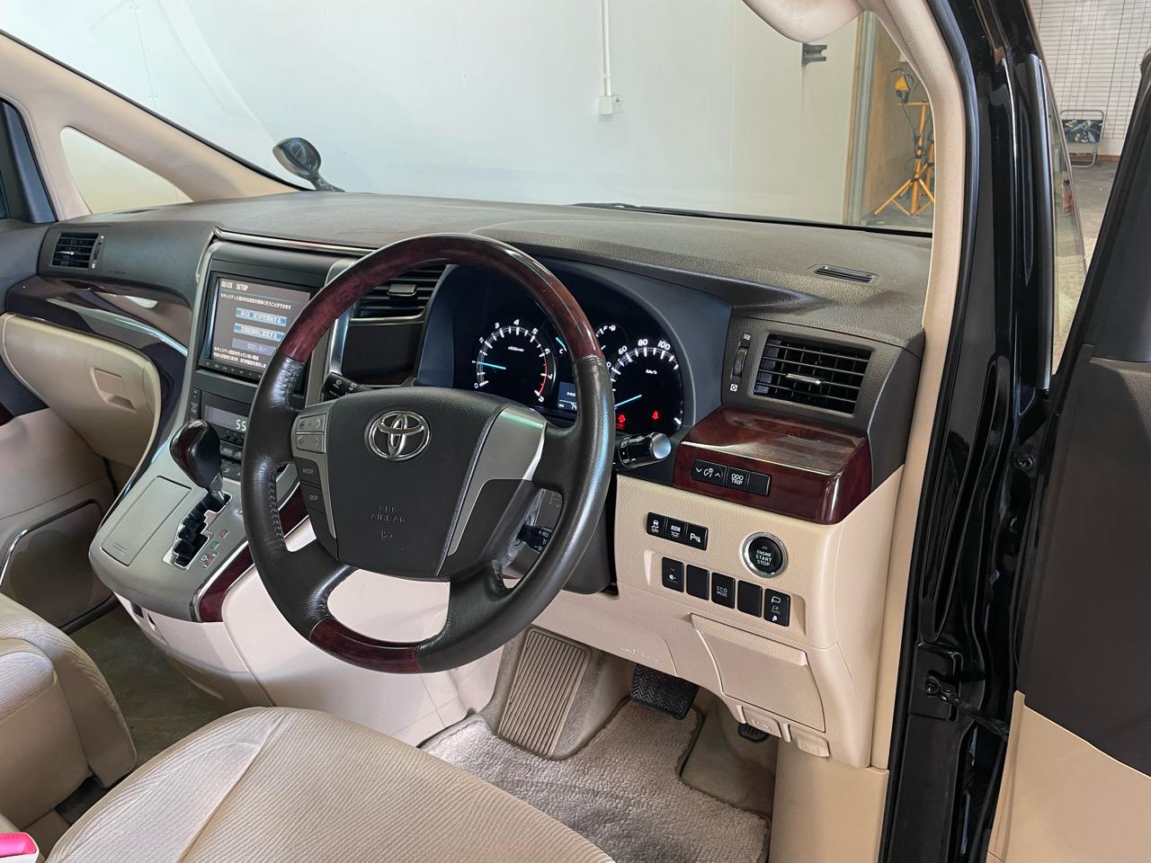 2012 Toyota VELLFIRE