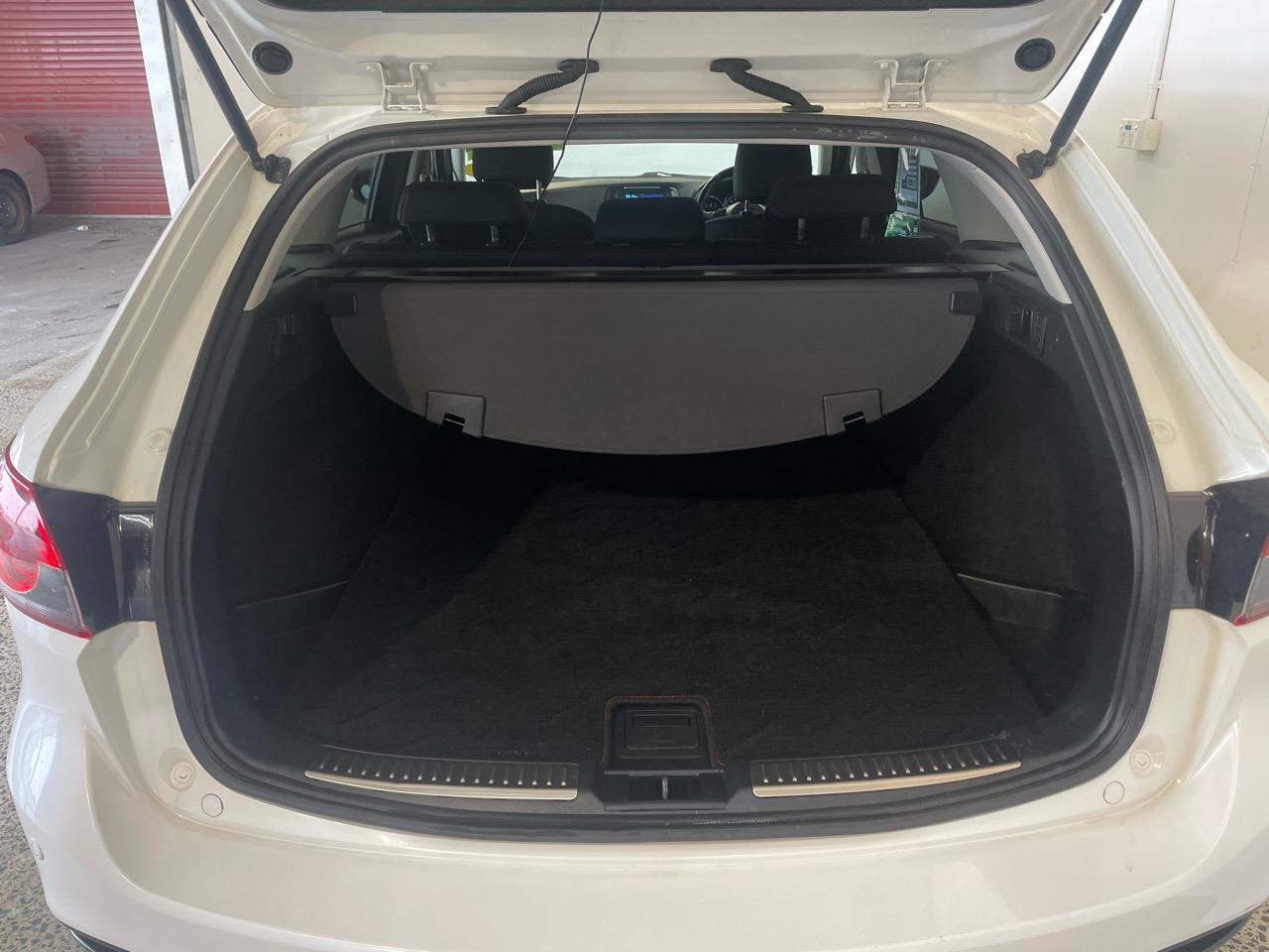 2014 Mazda Atenza