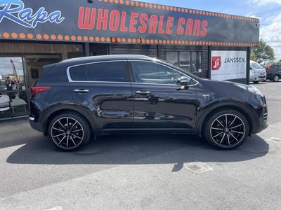 2018 Kia SPORTAGE - Thumbnail